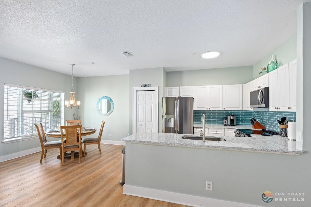On Flagler Avenue! Dog Friendly With Balcony And Parking Walk To The Beach! New Smyrna Beach Dış mekan fotoğraf